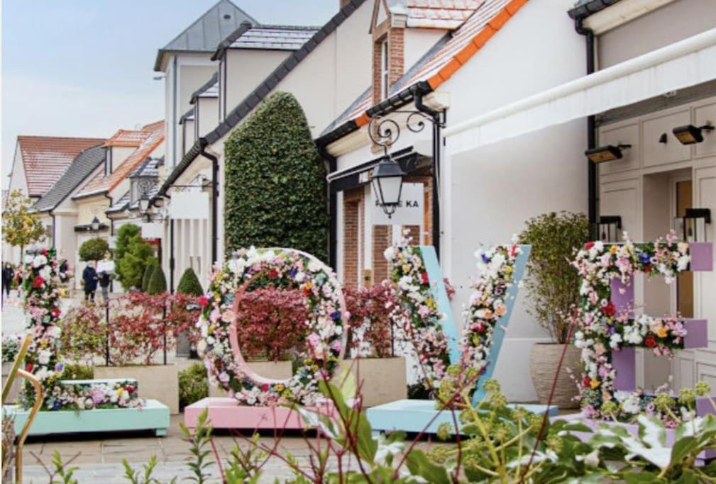 Superbe Appartement A 5 Minutes De Bus De Disneyland Serris Exterior photo